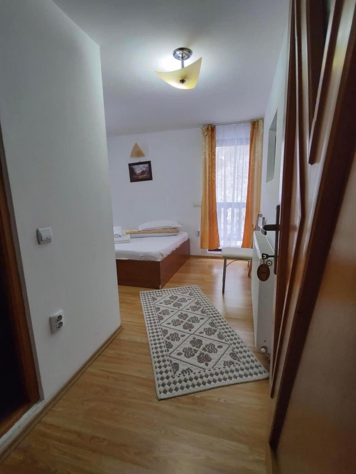 Отель Casa Maria Moieciu C Моечиу-де-Сус Экстерьер фото